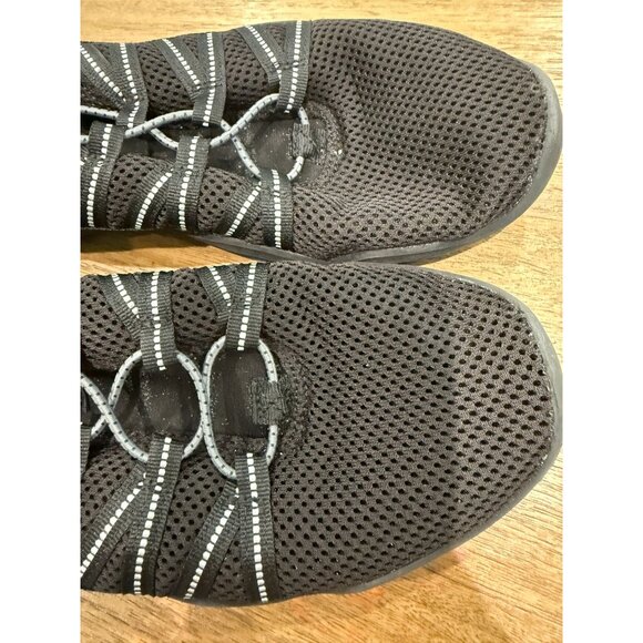 All in Motion Big Kid Boys' Windsor Apparel Water Shoes, size 7 youth - Picture 8 of 9